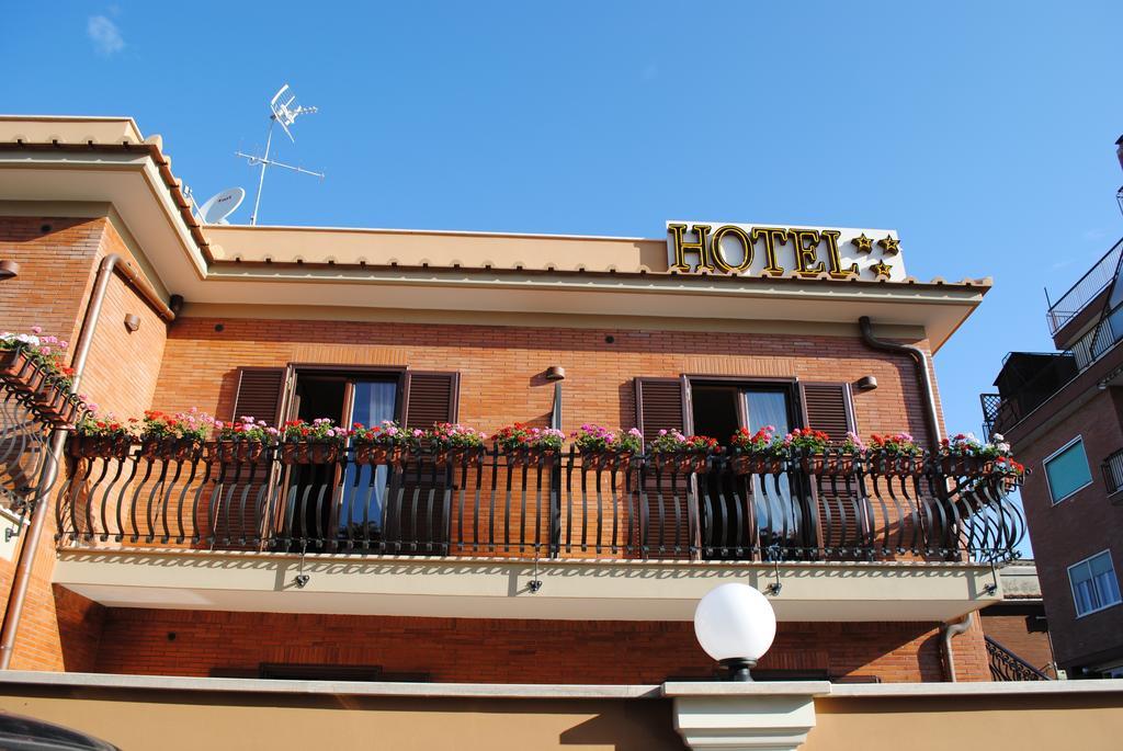 Hotel Maximo Rome Exterior photo